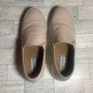 Steve Madden Gracy Blush Slip-On Sneaker. Womens 7.5
